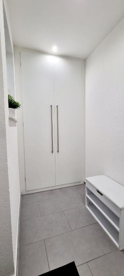 New Modern Selfcheckin Publicfreeparking Highspeed Wifi Kingsizebed Apartman Baden-Baden Kültér fotó